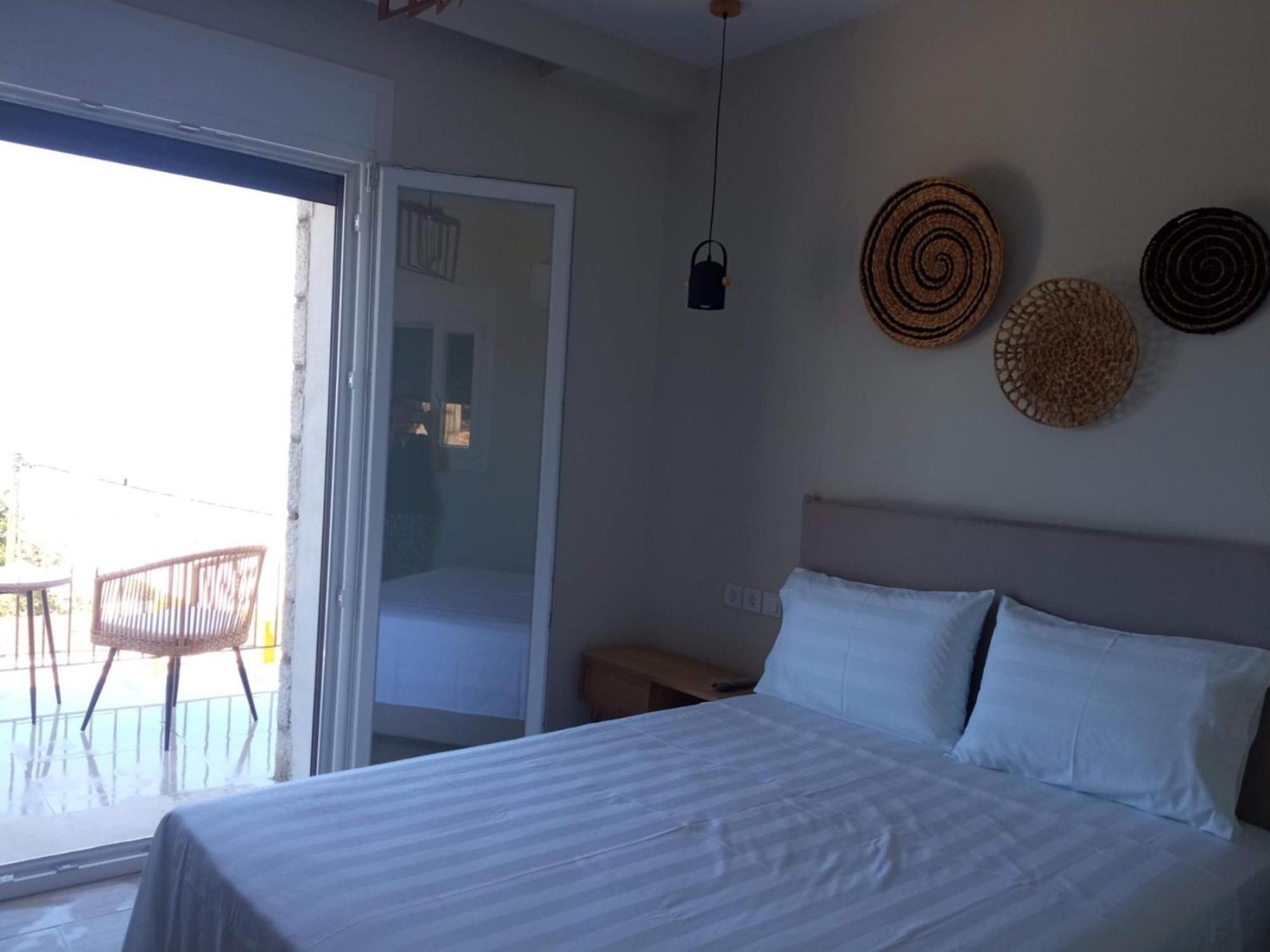 Zephyros Villas - อาโยส นิกีตัส ภายนอก รูปภาพ