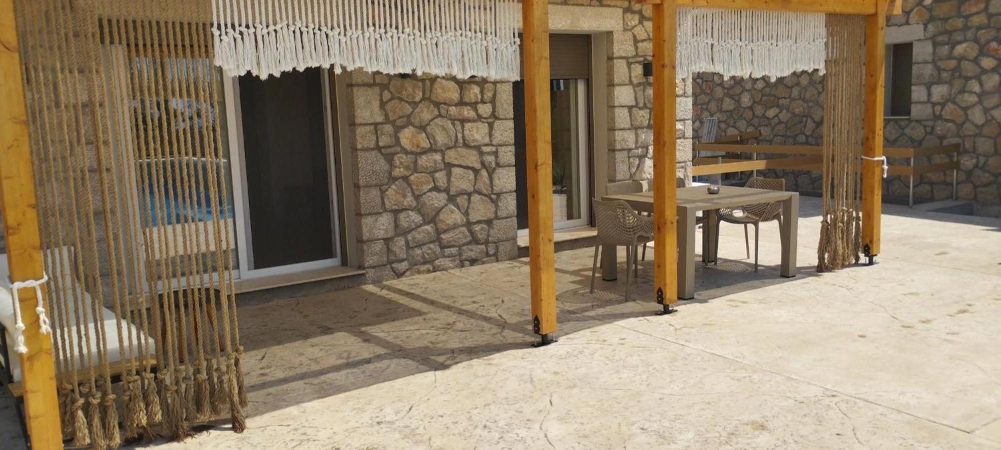 Zephyros Villas - อาโยส นิกีตัส ภายนอก รูปภาพ