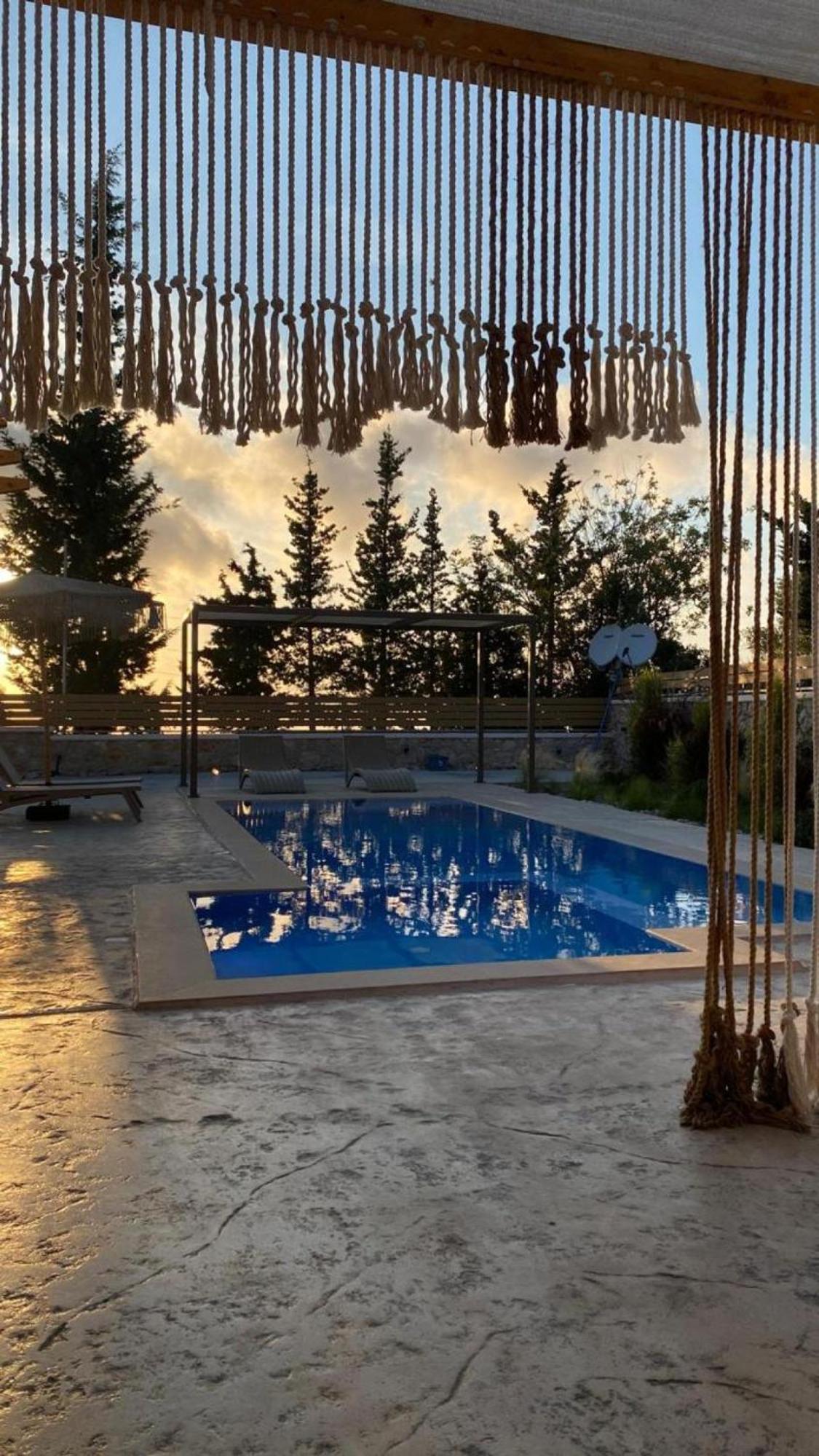 Zephyros Villas - อาโยส นิกีตัส ภายนอก รูปภาพ