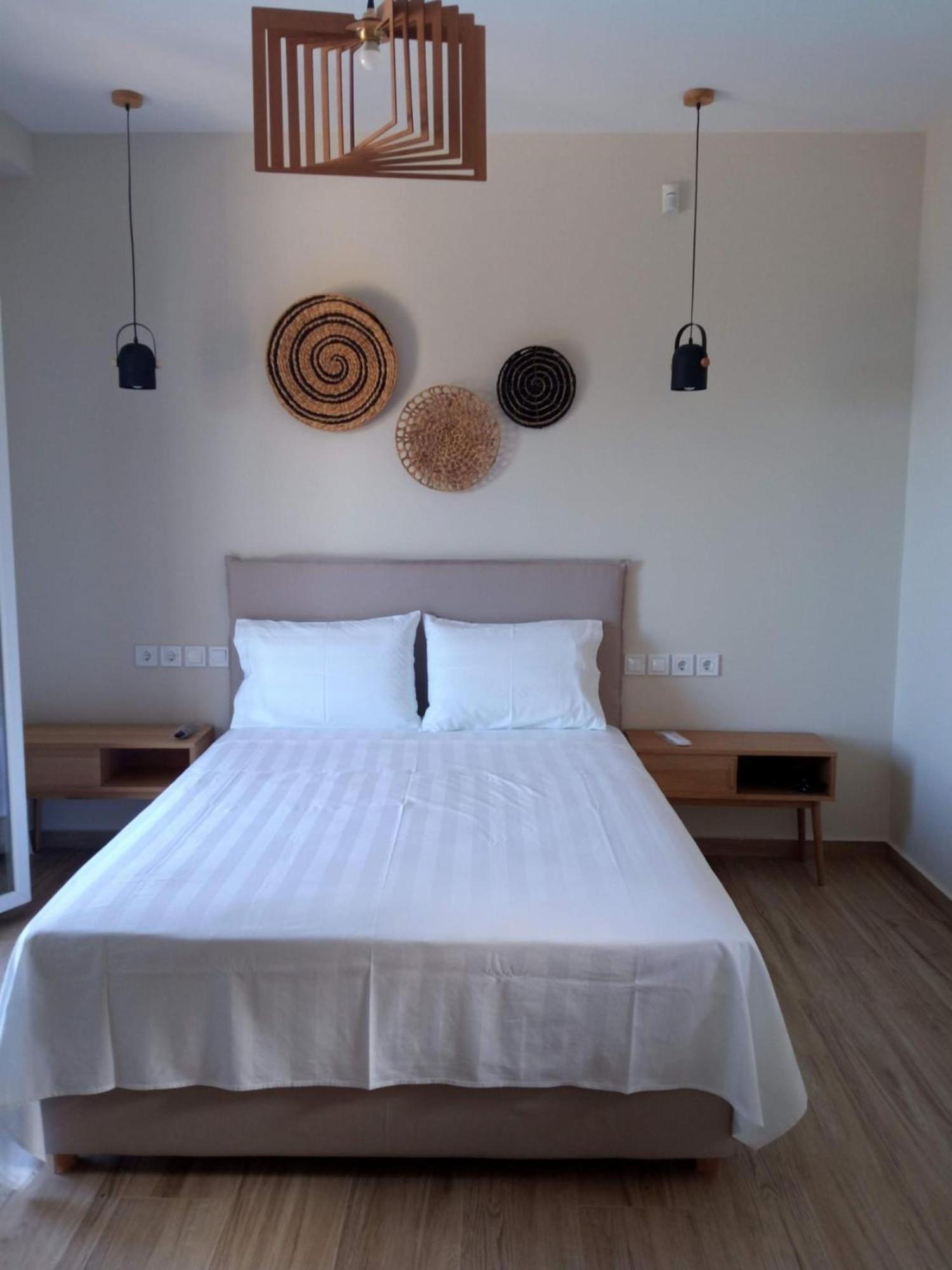 Zephyros Villas - อาโยส นิกีตัส ภายนอก รูปภาพ
